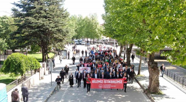 Kastamonuda aile için farkındalık yürüyüşü