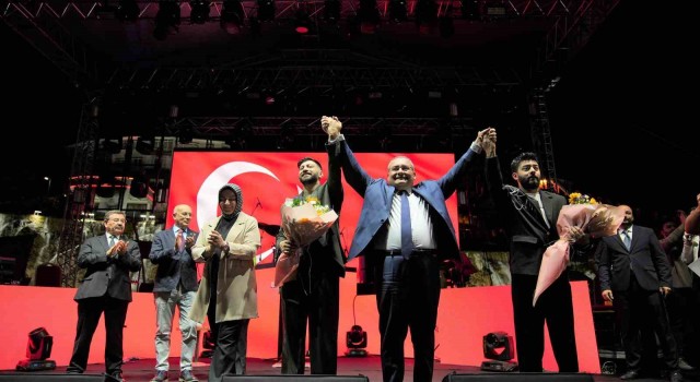 Keçiörende 19 Mayıs coşkusu ‘Gençlik Alayı Yürüyüşü ve konserlerle kutlandı