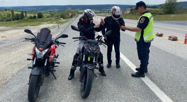 Kırklarelinde motosiklet sürücüleri denetlendi