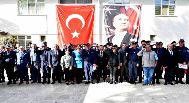Kırşehirde özel bireyler bir günlük asker olup yemin etti