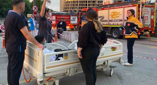 Kocaelide hastanede yangın: 5 hasta tahliye edildi