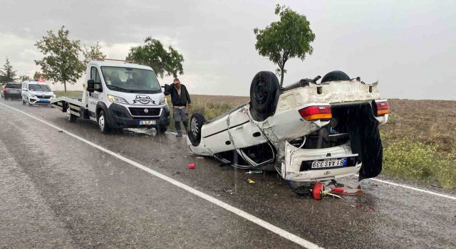 Konyada otomobil takla attı: 3 yaralı