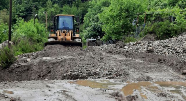 Köy Yolları Tekrar Ulaşıma Açıldı