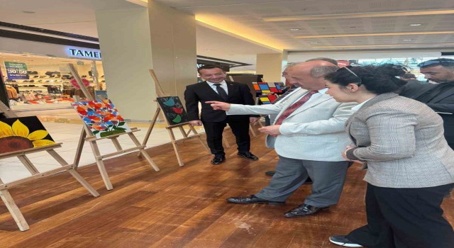 Kütahyanın “Özel çocukları”ndan sergi
