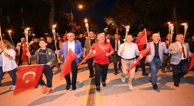 Malatyada fener alayı yürüyüşü
