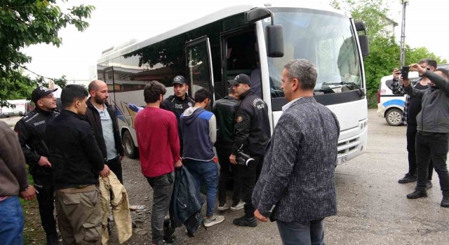 Malatyada iş yerinde 25 düzensiz göçmen yakalandı