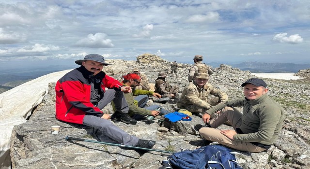 Mereto Dağına tırmanmak isteyen dağcılara yeni rota belirlendi