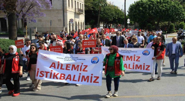Mersinde Ailemiz İstikbalimiz kortej yürüyüşü gerçekleştirildi