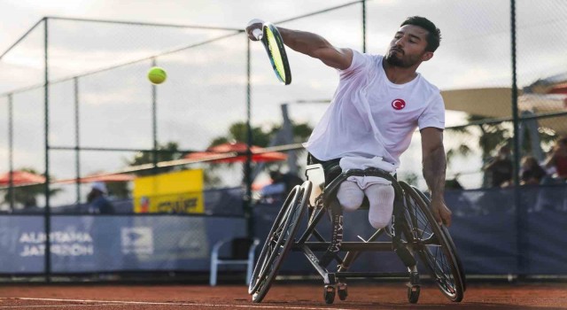 Milli tenisçi Ahmet Kaplan kariyer rekoru kırdı