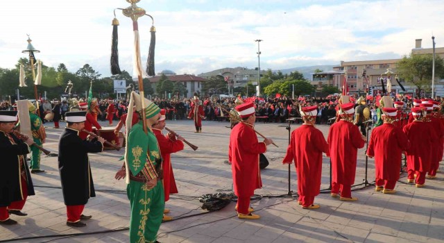 MSB Mehteran Birliği, Erzincanda konser verdi