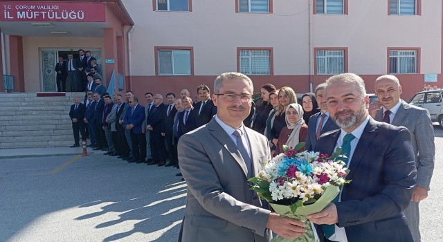 Müftü Şahin Yıldırım Çorumdaki yeni görevine başladı