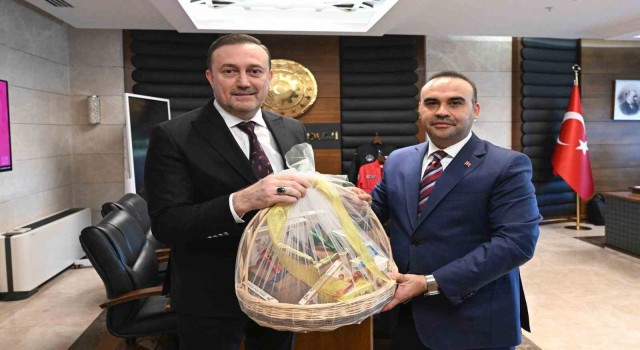 Muradiye OSB Başkanı Kıvırcık, Bakan Kacıra çalışmalarını anlattı