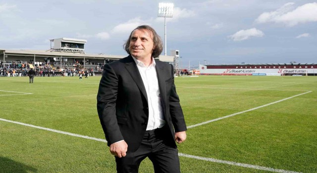 Murat Özkaya: “İstanbulda oynayamazsak stadımız yapılana kadar Bursa ya da Eskişehirde oynamak istiyoruz”