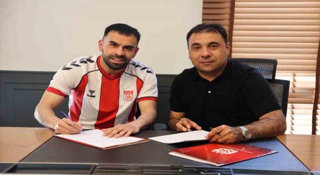 Murat Paluli 2 yıl daha Sivassporda