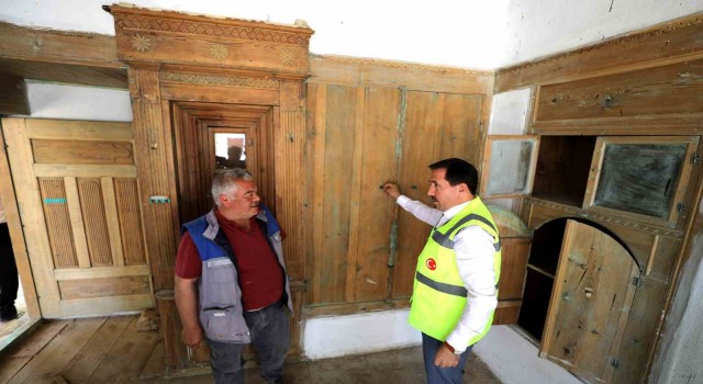 Nakipoğlu Mahallesindeki evlerin restorasyonu tamamlanıyor