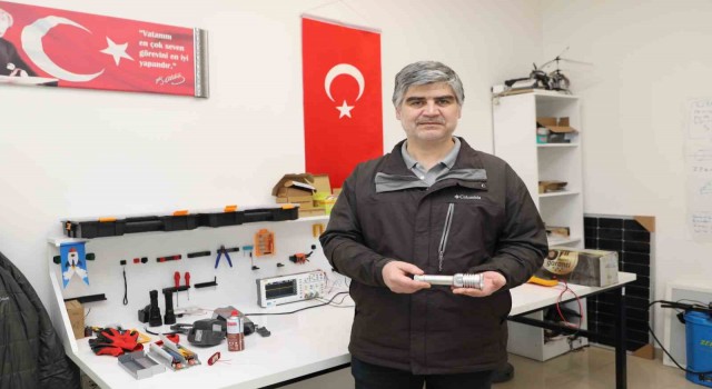 Niğde Teknoparkta yüksek verimli el feneri geliştirildi