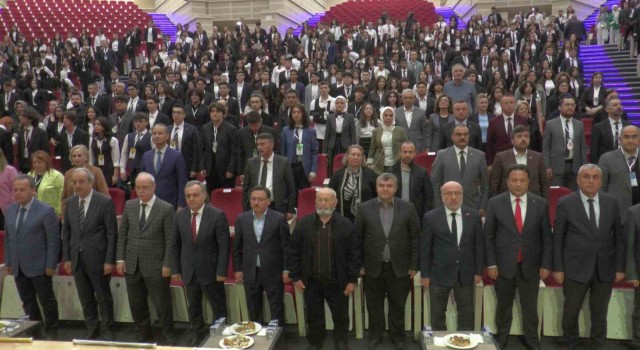 Öğrenciler Model BM Toplantısında ‘çevresel sürdürülebilirliği konuştu
