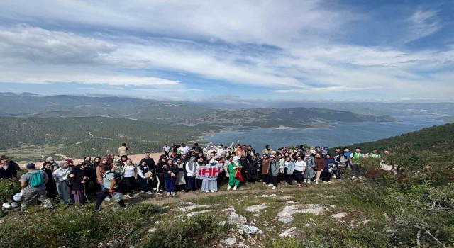 Öğrencilerden Şahinkaya Kanyonu gezisi
