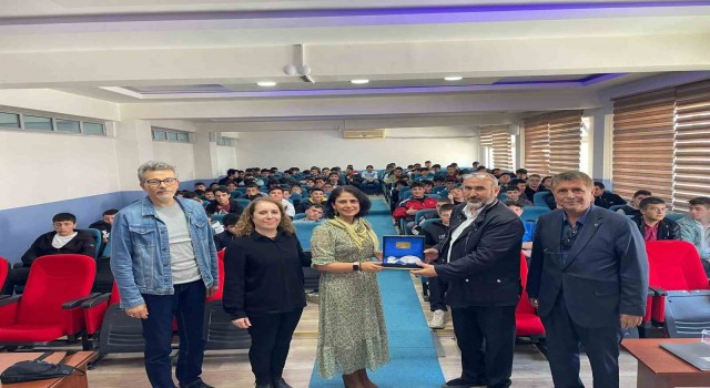 Öğrencilere, 1919dan günümüze yerli ve milli mücadele anlatıldı