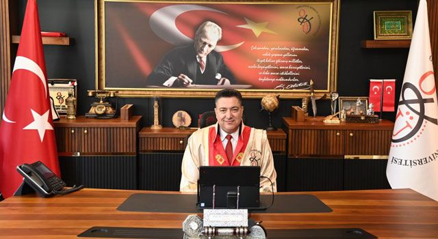 OKÜ Rektörü'nden İstanbul'un Fethi Mesajı