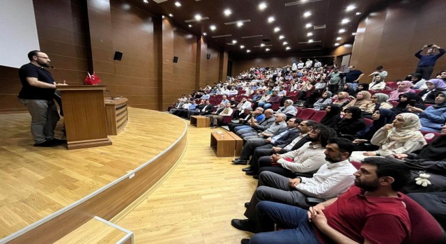 Op. Dr. Kamacı Gazzedeki vahşeti öğrencilere anlattı
