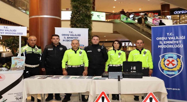 Orduda polis ekipleri, Trafik Haftasında vatandaşı bilgilendirdi