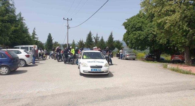 Orhanelinde 19 Mayıs etkinlikleri kapsamında motosiklet turu yapıldı