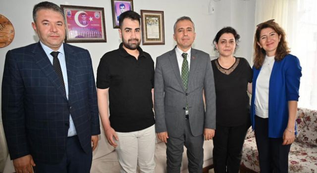 Osmaniye Belediye Başkanı Çenet Şehit Ailelerini Ziyaret Etti