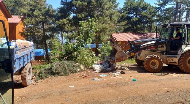 Osmaniye Belediyesi Yaylalarda Temizlik Çalışmalarına Hız Verdi