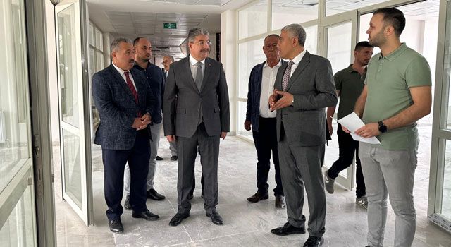 Osmaniye Valisi Yılmaz'dan Eğitim Yatırımlarına Ziyaret
