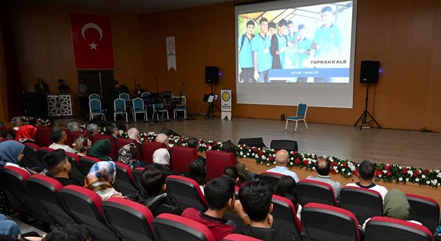 Osmaniye’de Gençlik Şöleni Düzenlendi