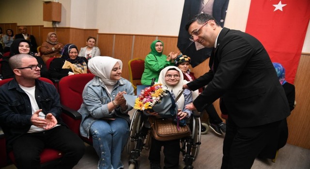 Pursaklarda özel bireyler ‘‘Buğday Tanesi filmini izledi