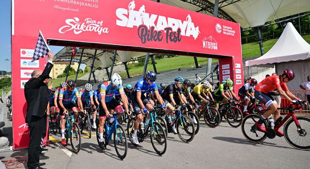 Sakarya'da Pedal Çevrildi: Tour of Sakarya Heyecanla Başladı