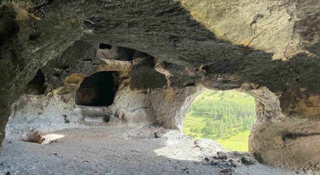 Sakin kent Ardahana yerli turist akını