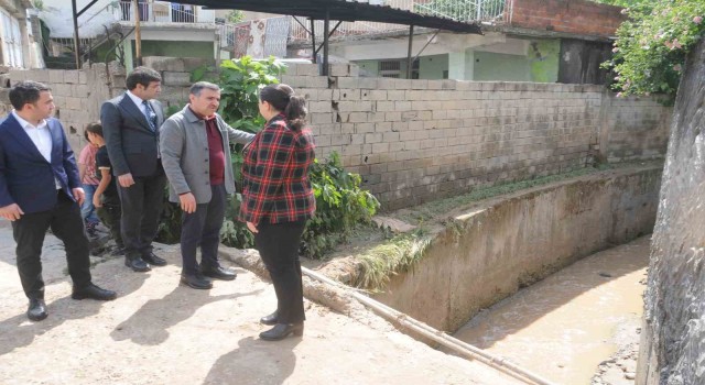 Şırnak Valisi Atay, selin vurduğu Cizrede incelemelerde bulundu