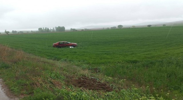 Sivasta trafik kazası, 1i çocuk 2 ölü, 5 yaralı
