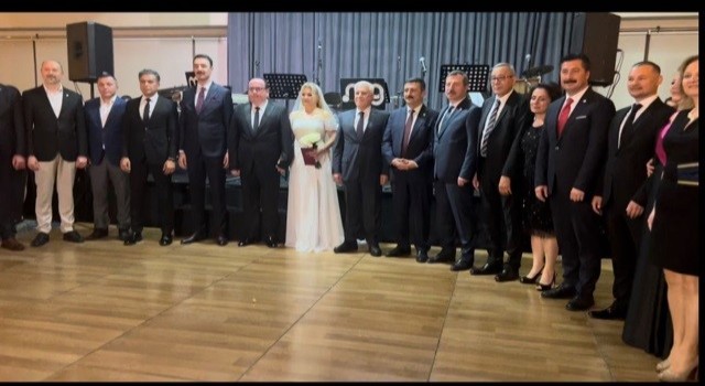 Siyaset ve iş dünyasını buluşturan cemiyet