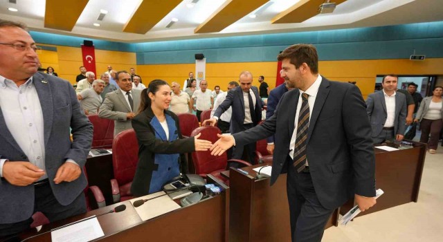 Tarsus Belediye Meclisinin gündeki halk ekmek ve borçlar oldu