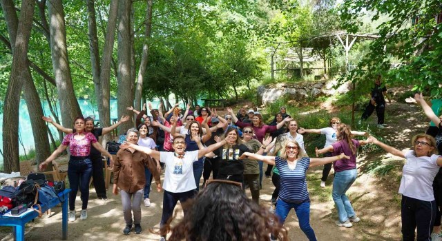 Tarsuslu kadınlar Sağlık için Hareket Et Gününü doğada kutladı