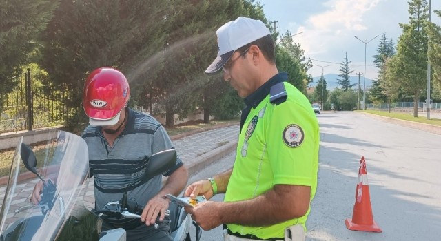 Tavşanlıda trafik ve asayiş denetimleri aralıksız devam ediyor