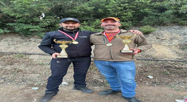 Tek Kurşun Tavşan Hedefi Yarışmasında Bilecikin gururu oldular