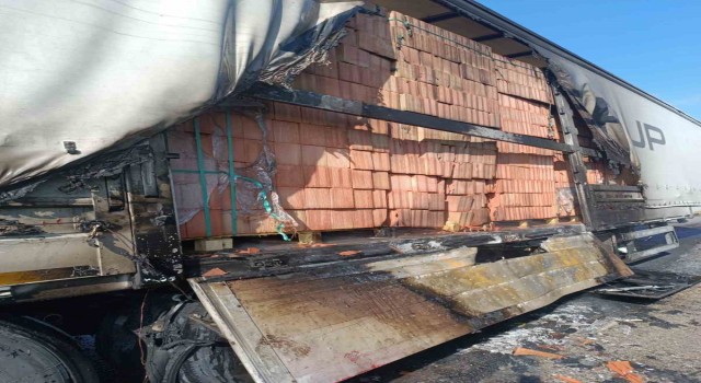 TEMde balataları tutuşan dorse zarar gördü