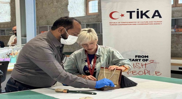 TİKA, el yazması eserlerin korunmasını destekliyor