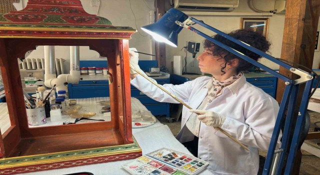 Topkapı Sarayının 300 yıllık iki büyük saati restore ediliyor