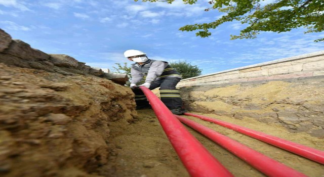 Toroslar EDAŞ Adanayı bakım ve yatırımlarıyla aydınlattı