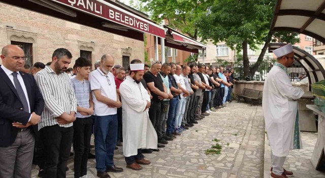 Trafik kazasında hayatını kaybeden Motosiklet tutkunu Mustafa Karaca son yolculuğuna uğurlandı