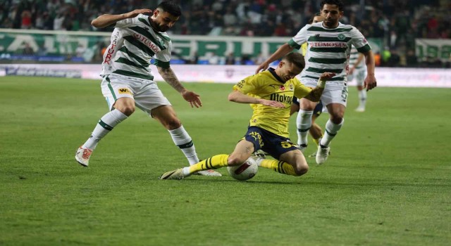 Trendyol Süper Lig: Konyaspor: 0 - Fenerbahçe: 0 (İlk yarı)