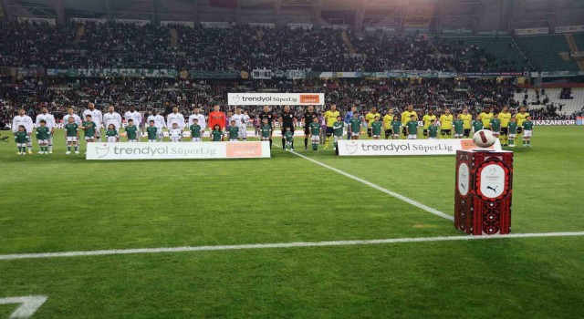 Trendyol Süper Lig: Konyaspor: 0 - Fenerbahçe: 0 (Maç devam ediyor)