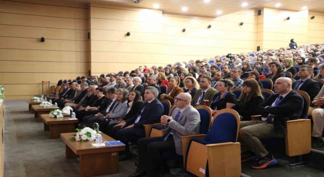 Turan; “Bugün Rus Milliyetçiliğinin gelecek sevdası yeniden bir Bizans olmaktır”