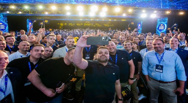 Turkcell 30uncu yılını iş ortaklarıyla kutladı